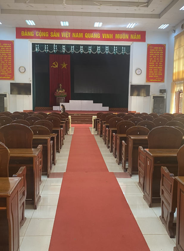 CÔNG TY TNHH MỘT THÀNH VIÊN SẢN XUẤT VÀ TRANG TRÍ NỘI THẤT MINH NGUYỆT