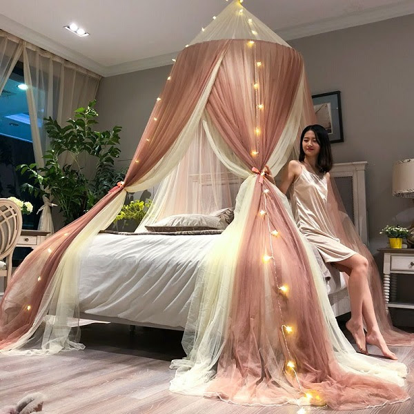 Màn khung bán nguyệt vô cùng đa dạng về mẫu mã và kiểu dáng, màu sắc